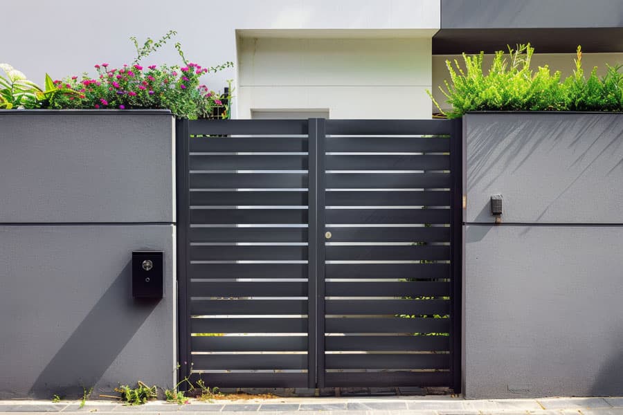 Resuelva sus dudas sobre puertas y portales de acero inoxidable